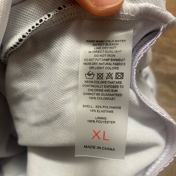 💕 2 For $10 Striped/Leopard One-Shoulder 1 Piece Swimsuit Size XL - Picture 2 of 4